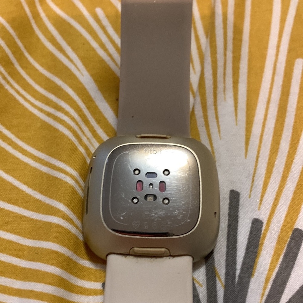 Fitbit Sense - Picture 6 of 7
